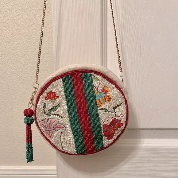 NWT- Circle Crossbody Seed Bead floral, butterfly and stripe bag purse - Picture 1 of 12